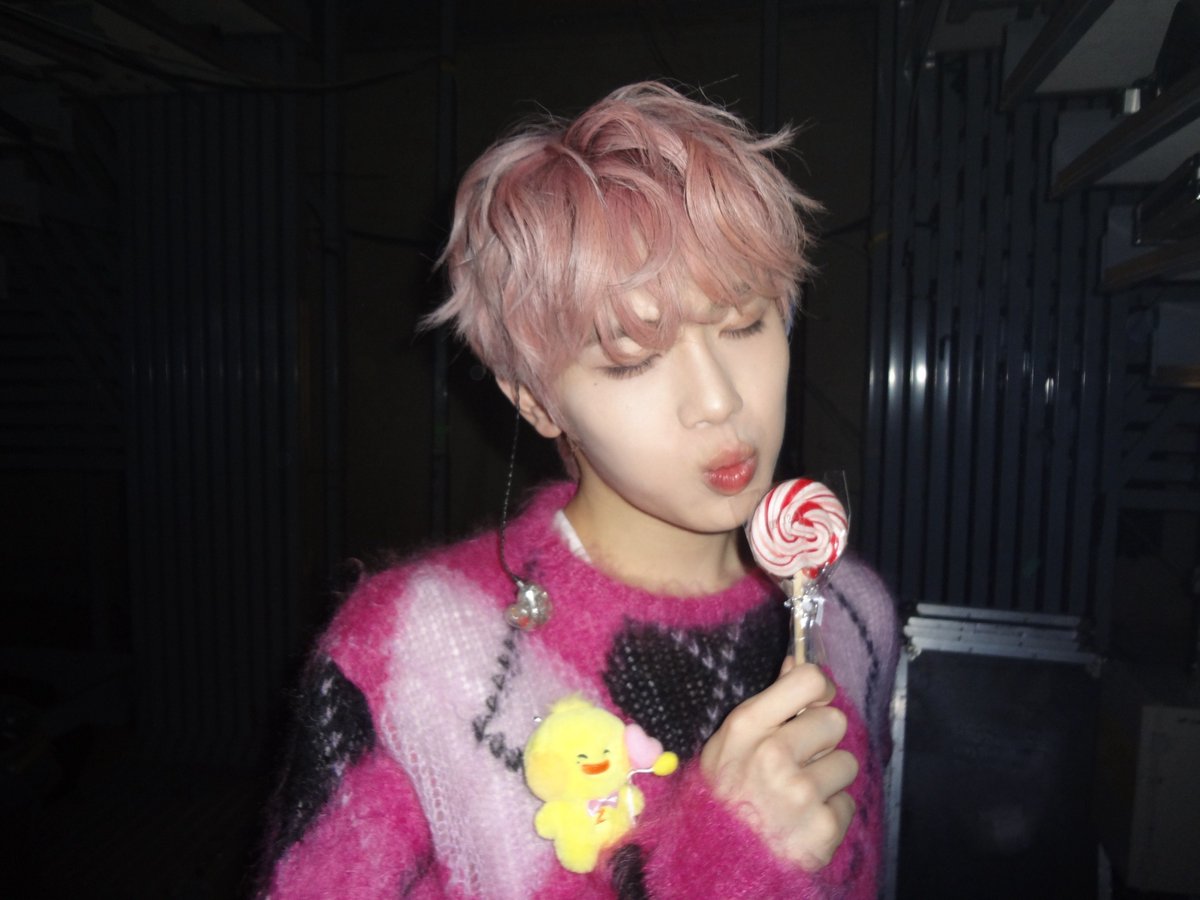 trtr_7l4's tweet photo. 정망정말 기엽다 .. 😭💗 https://t.co/jq4RYnPV3e