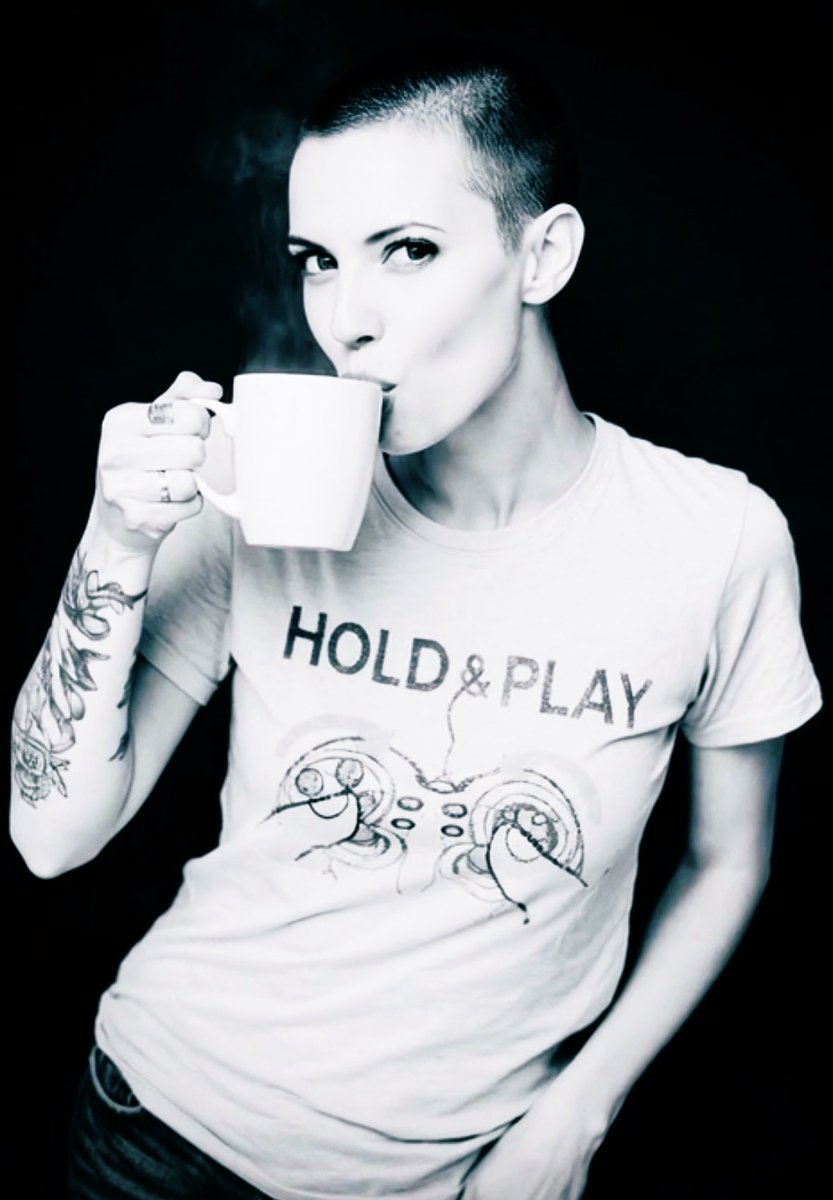 ♡ 𝓗𝓪𝓵𝓵𝓸 𝓚𝓲𝓽𝓽𝔂 ᴀᴋᴀ 𝐒ω𝖾𝖾𝗍ɦ𝖾α𝗋𝗍 ♡ tweet media