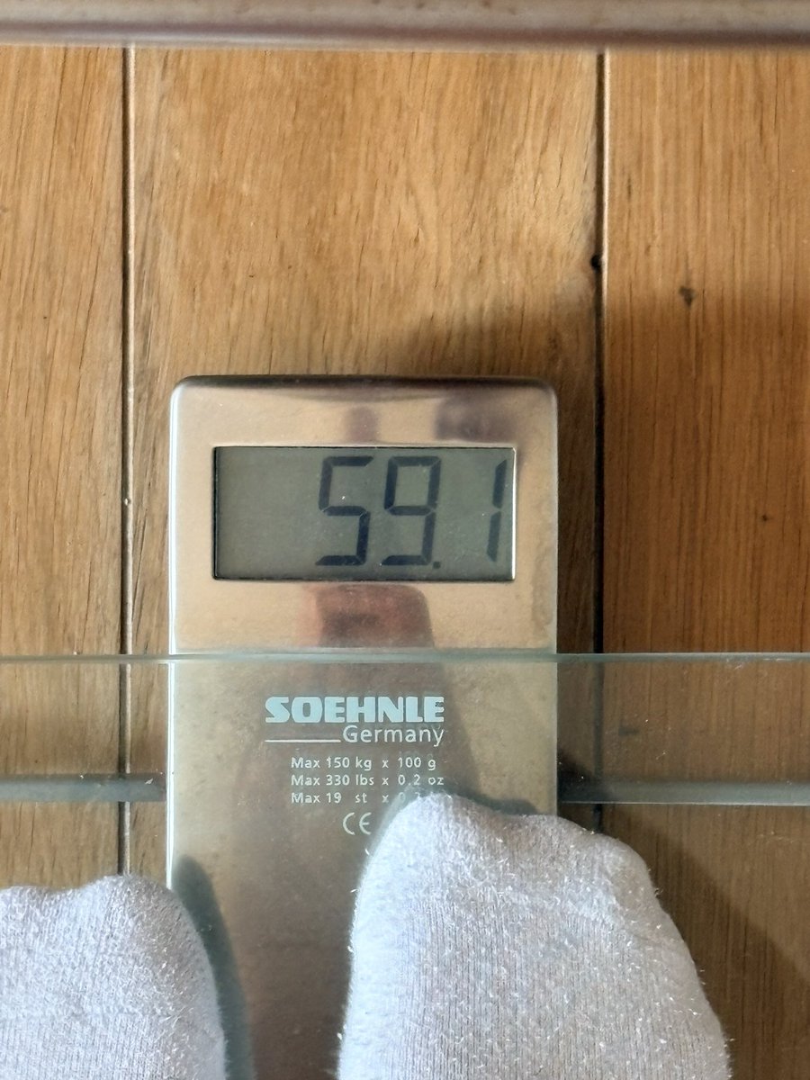 luna ⋆˚꩜｡ edtwt tweet media