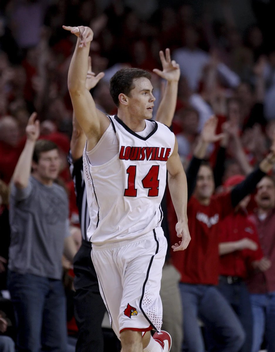 RememberThtDude's tweet photo. Remember this dude?
Kyle Kuric, Louisville 2008-2012
#Louisville #GoCards #CardsNation #ACC #MarchMadness @KingKK_14 https://t.co/9Giw5maaxU