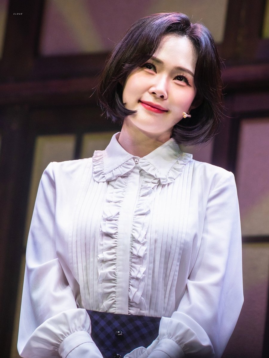 ᴄʟᴏᴜᴅ tweet media