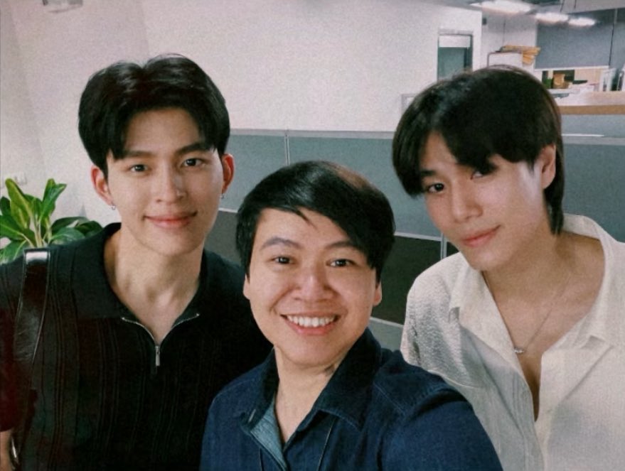 Chew ☾ tweet media