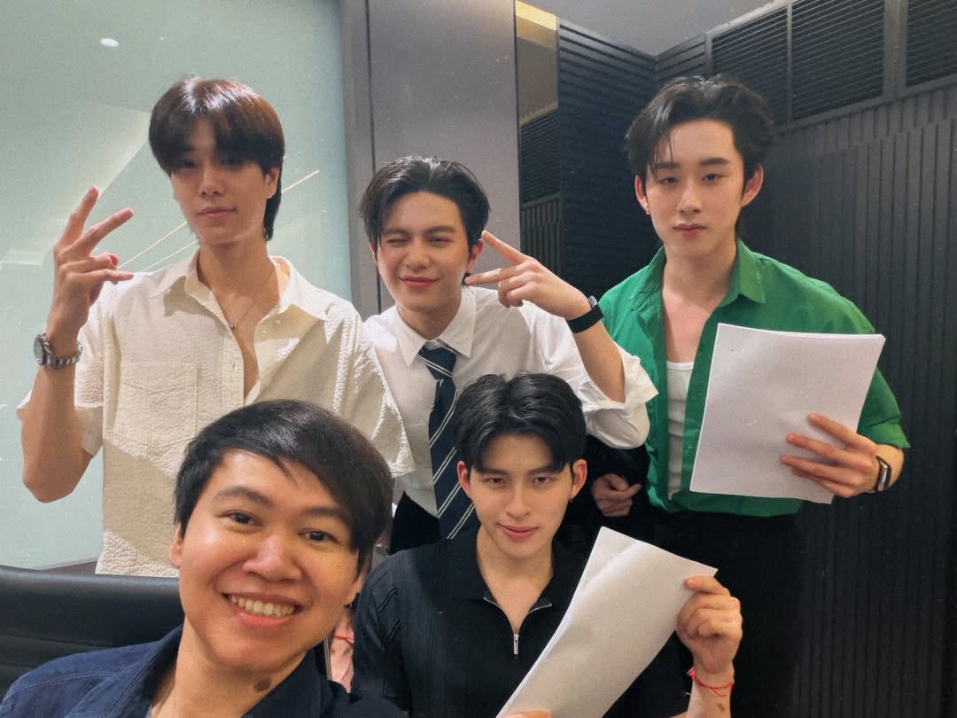 Chew ☾ tweet media