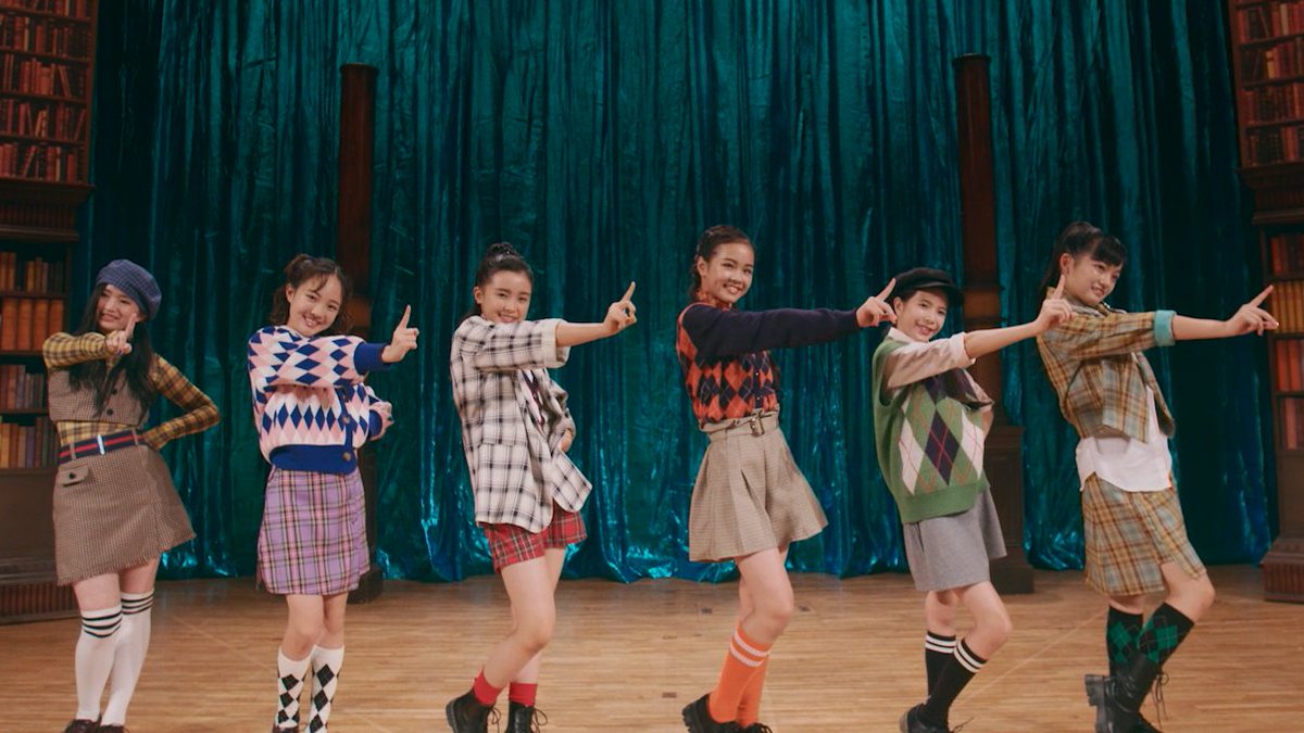 OrbisDoctorinae's tweet photo. @ryou_pop LDH 所属の Lucky² から改名した Laki を見てみてください。

最新MV
Like it!!（黄色の衣装）
https://t.co/oOJu4c0LT1

CLOVER（青い衣装）
https://t.co/8n0VDbZcei

キミすき（菊池諒さんの作詞）
https://t.co/SGz2OBXyHm

#Laki
#Like_it
#キミすき https://t.co/fthhLAX5qI