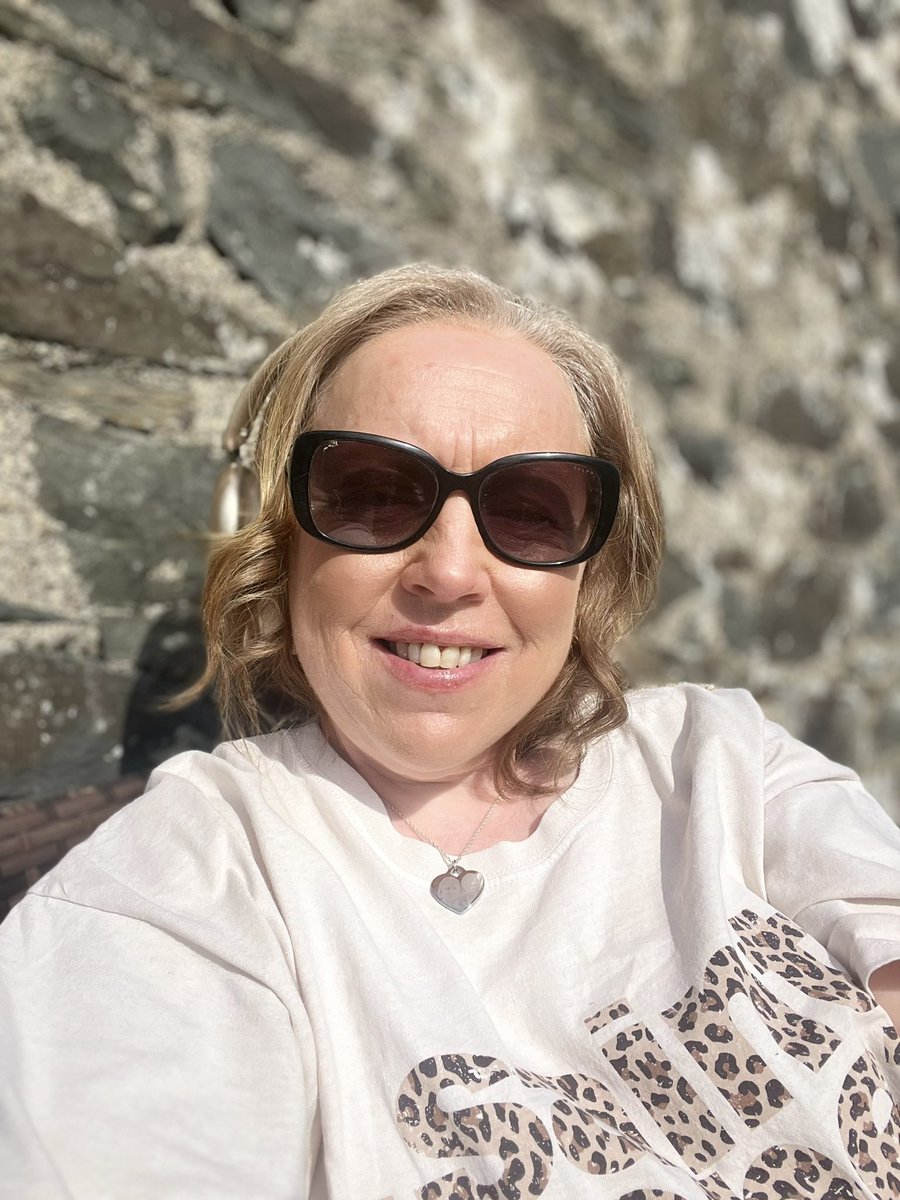 teah34's tweet photo. Haven't had much to smile about these past few weeks so today was a day of self care .... sat in the sunshine listening to an audio book ....the sunshine is most welcome as it does make the process more bearable ❤️ https://t.co/EN6WeBT38P