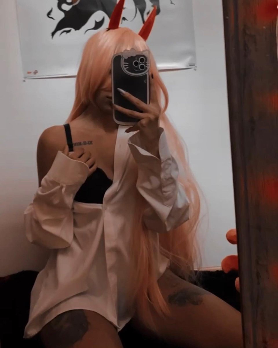 Kami 🌸 tweet media