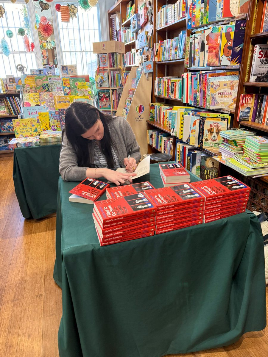 Róisín Lanigan tweet media