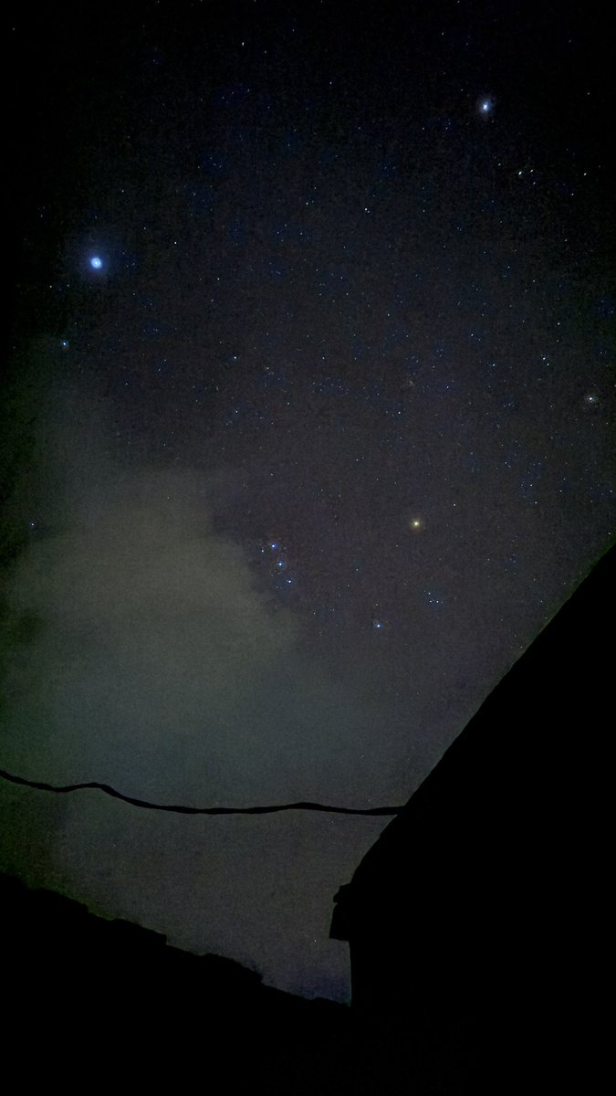 winniemoon_'s tweet photo. Langit Bali hari ini✨
Rahajeng Rahina Nyepi Caka 1948 https://t.co/FsEhbUPSBK