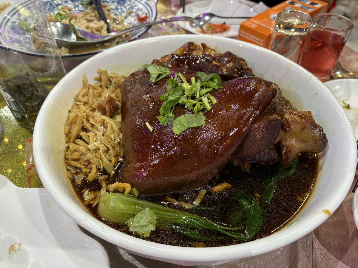 人造衛星貝貝 tweet media