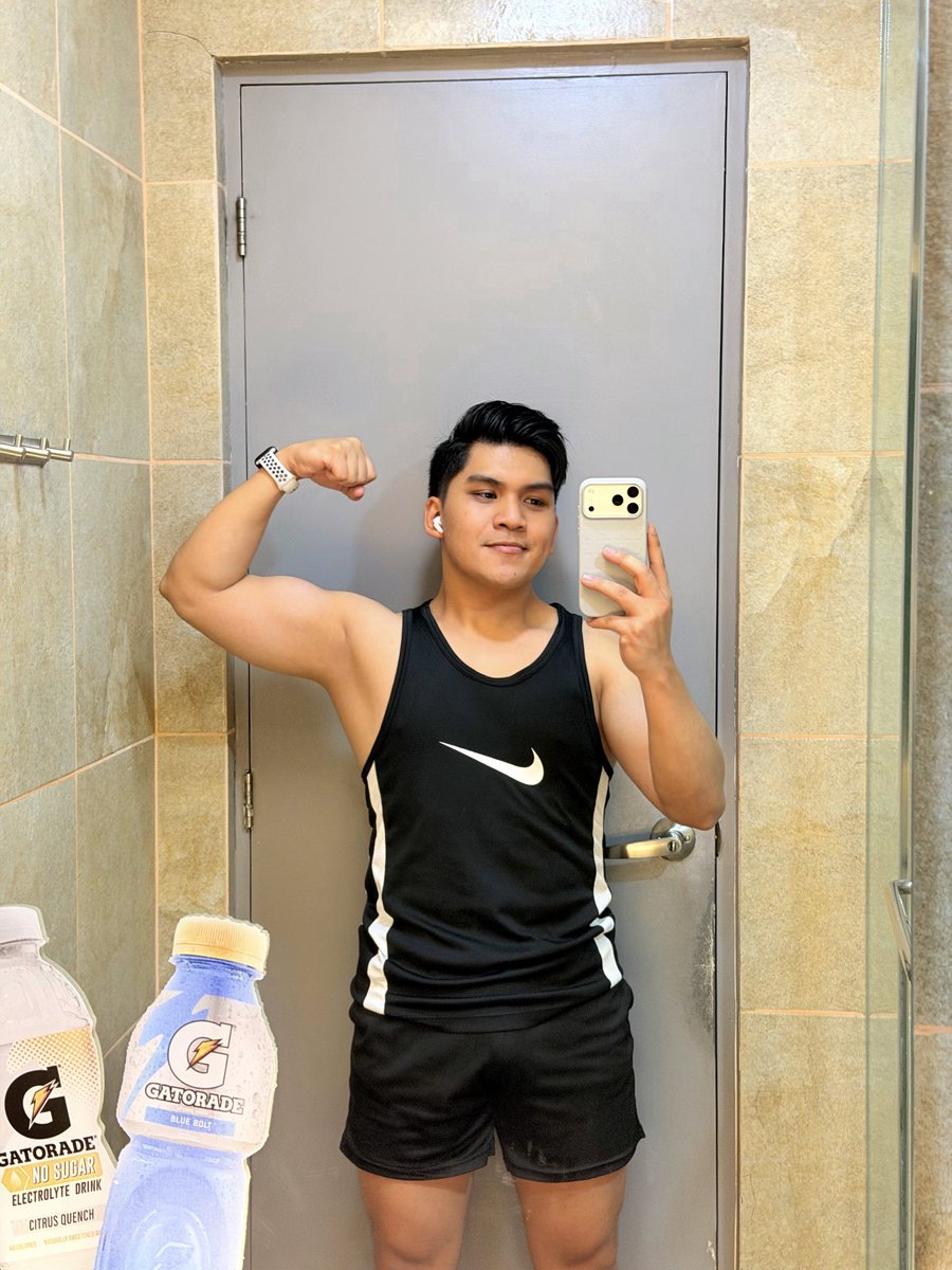 Vernon 🫩 tweet media