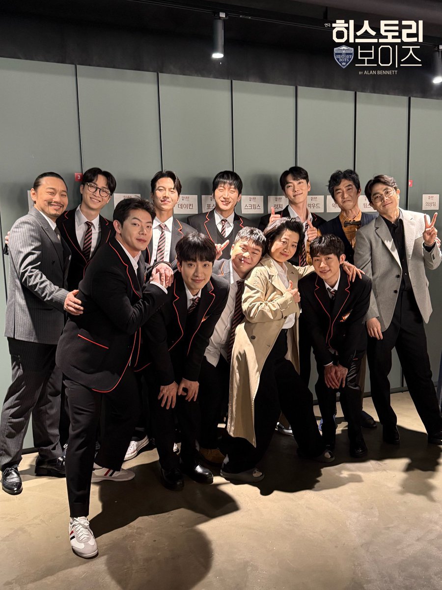 안지환 아카이브 tweet media