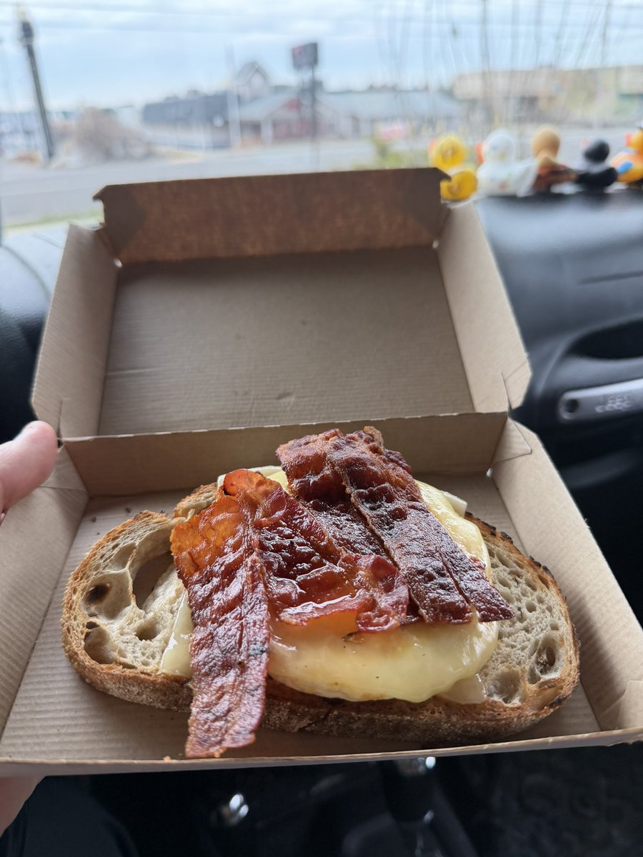 Brian Sanderson tweet media