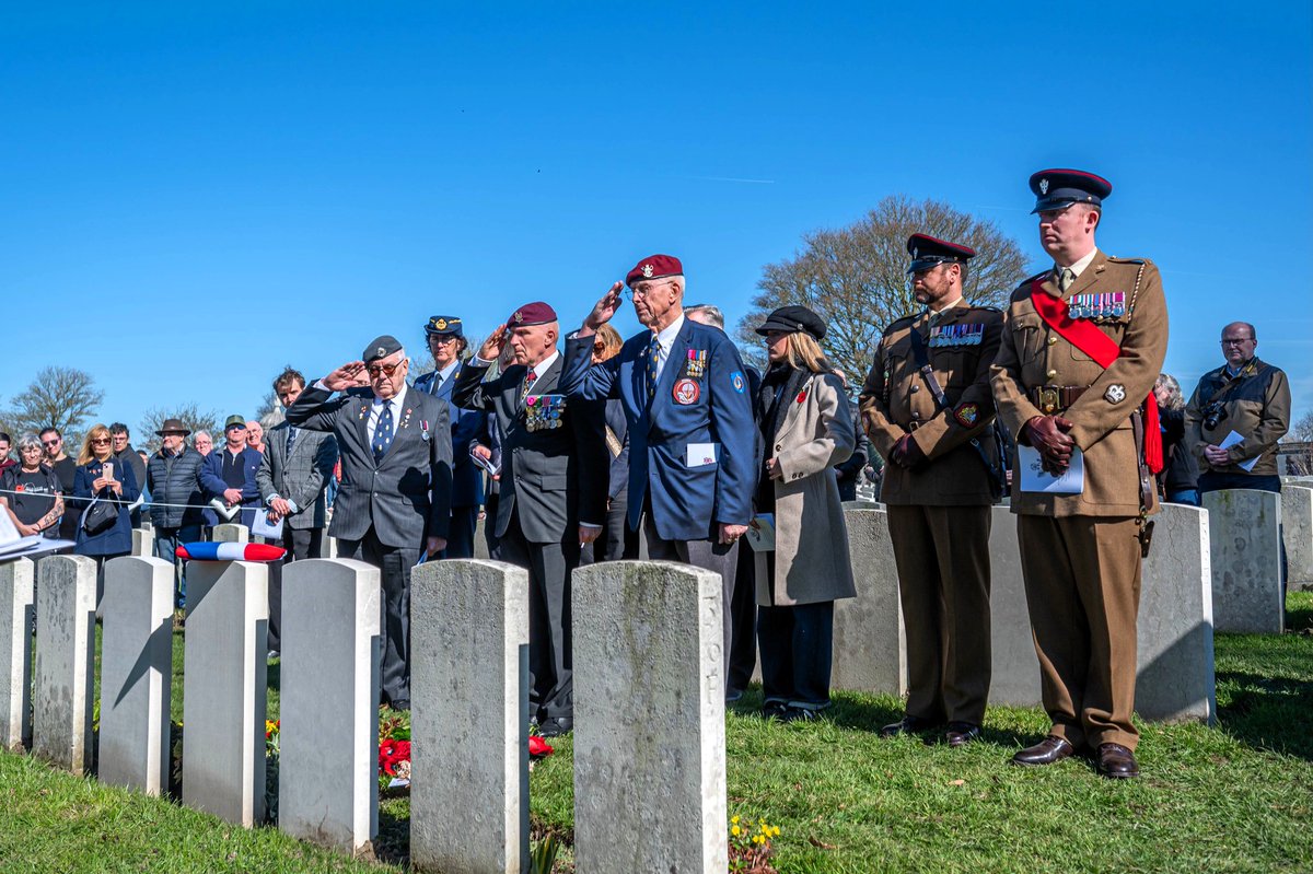 Commonwealth War Graves tweet media