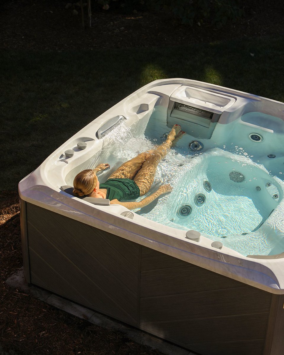 Sundance Spas tweet media