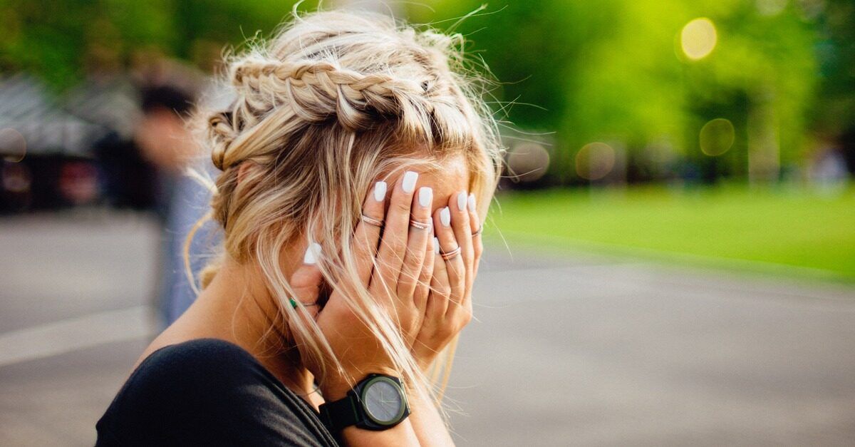 FussyLibrarian's tweet image. Learning from your mistakes is good; being able to avoid them is even better. See how to steer clear of seven common missteps that new writers make: buff.ly/ykyYqWQ #writing #amwriting #writechat #authortips #writetip #writerslife #writingcommunity #writerslifechat