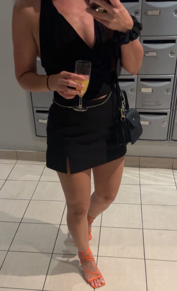 Amber Soles tweet media