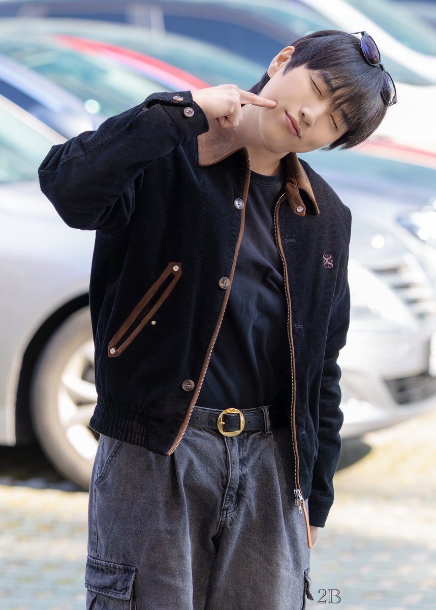 소중한 우리의 메보 명창오리 이산들🐥의 생일을 축하합니다!
우리 산들이 비포랑 바나랑 2026년도 넘치게 행복하자~ 
해피산들데이🥳🥳

#바나들의길라잡이_산들생축
#InnateSandeulDay