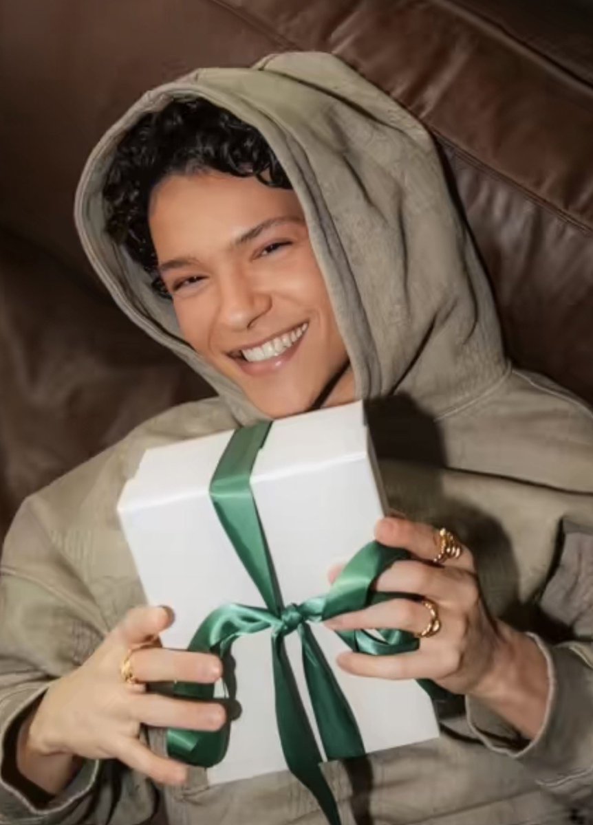 scarlett ⋆.☘︎ ݁˖ tweet media