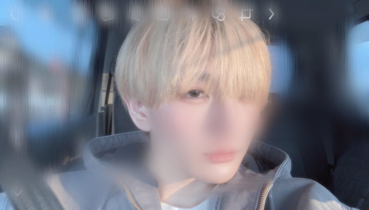 ねお꙳ tweet media