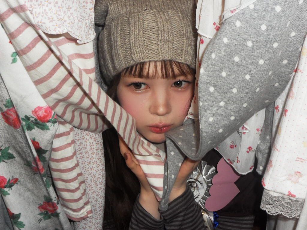 baby hamster, tweet media