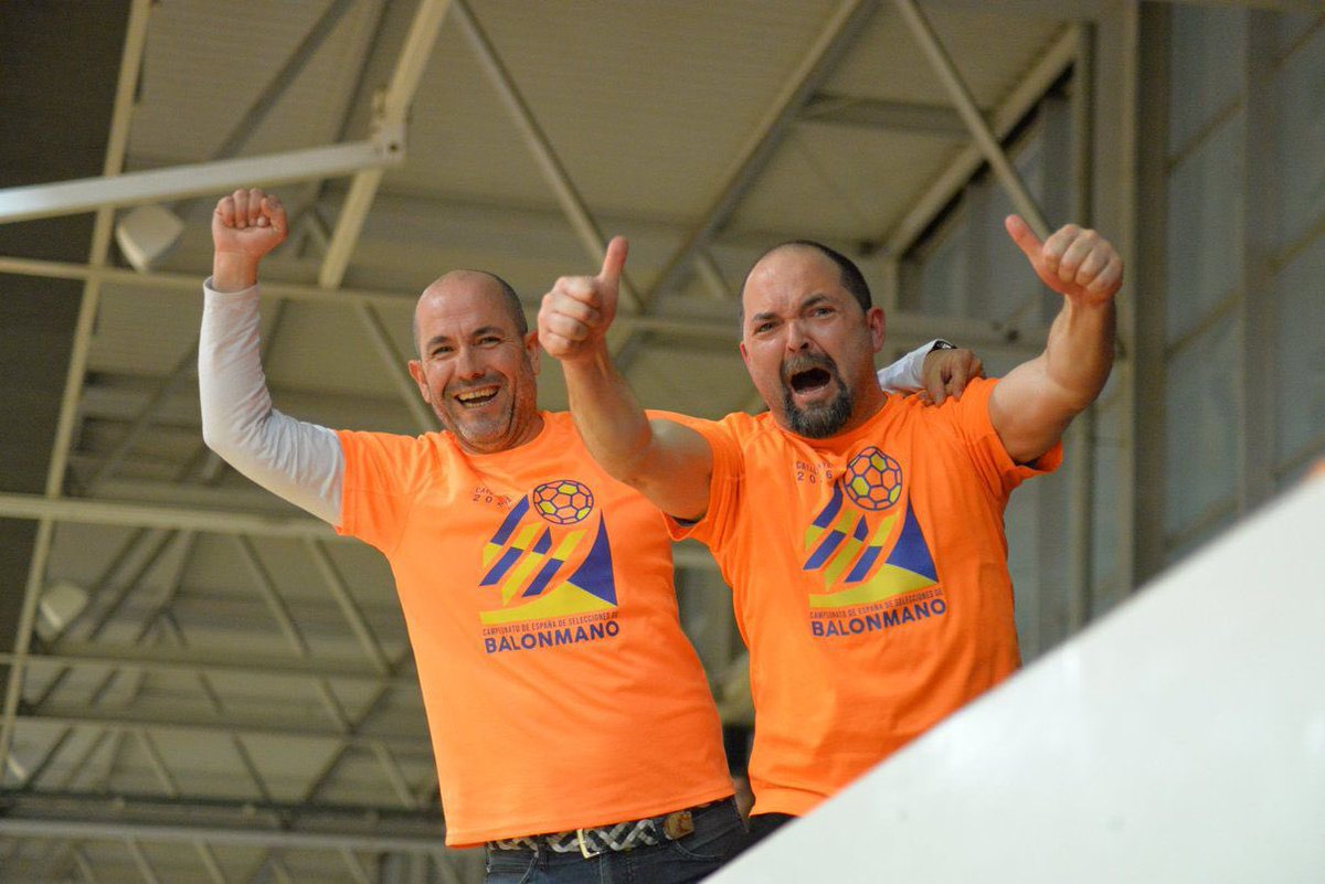 #ComunitatDelHandbol 🧡💙 tweet media