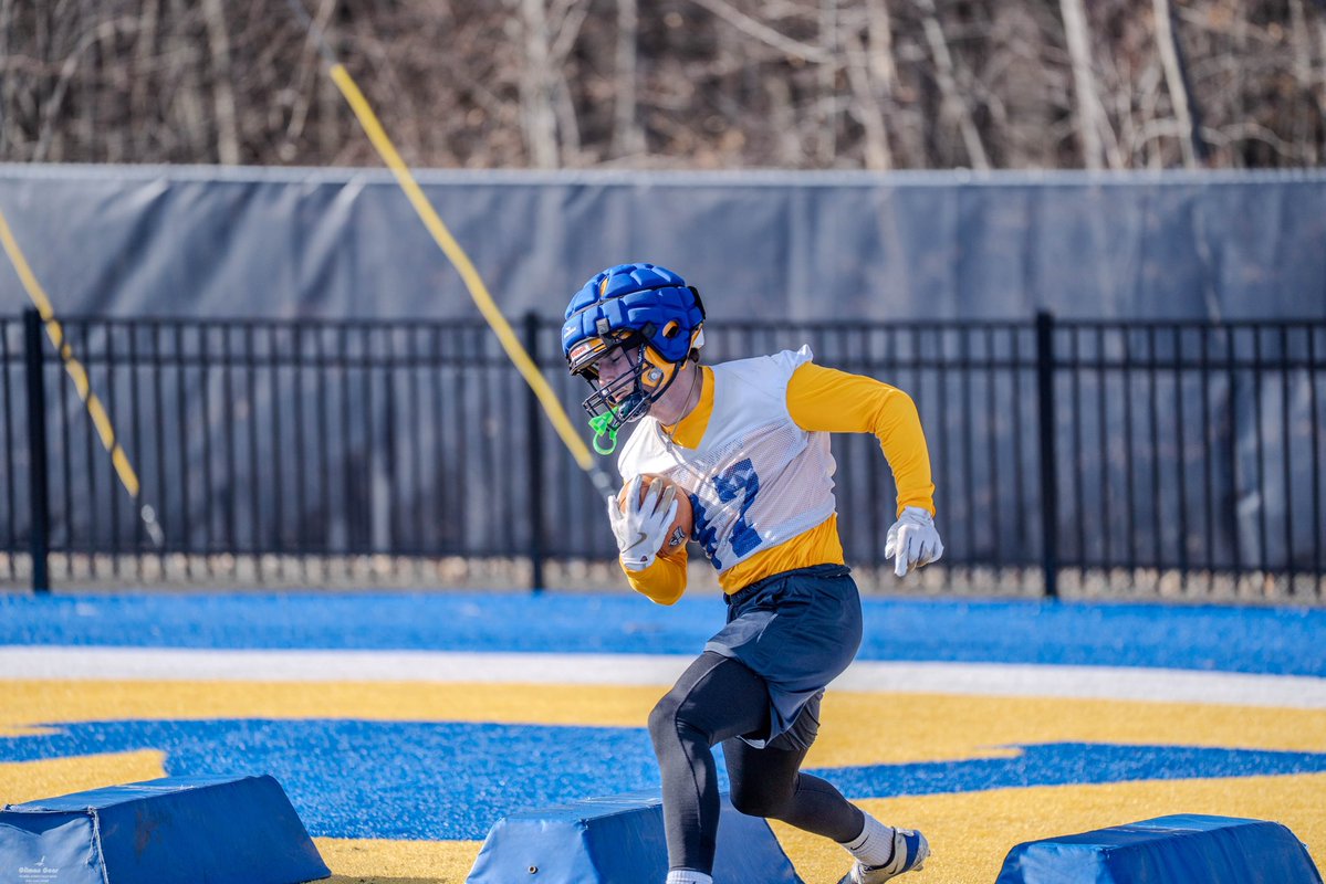 Jordan Davis tweet media