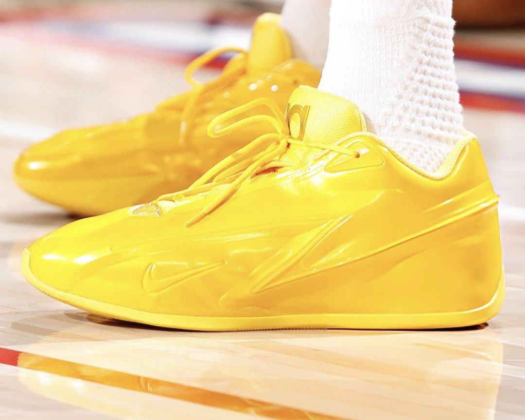 Nice Kicks tweet media