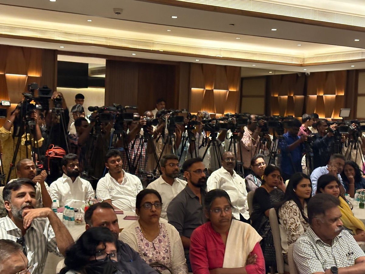 Karti PC Office tweet media