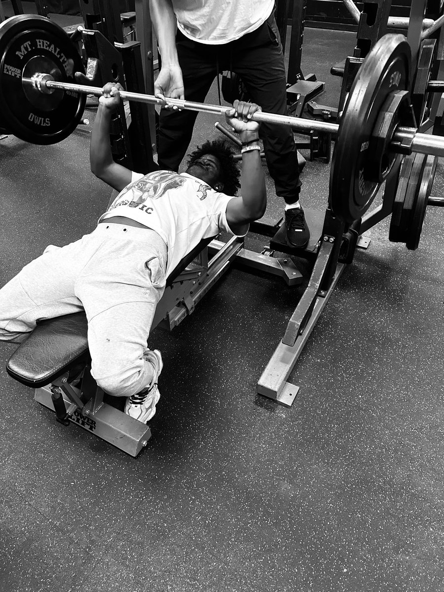 Mt. Healthy Football tweet media