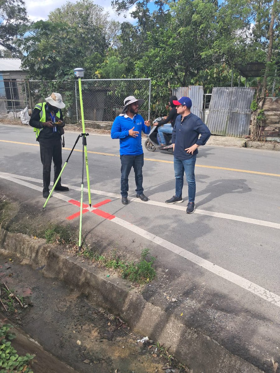 Instituto Geográfico Nacional tweet media