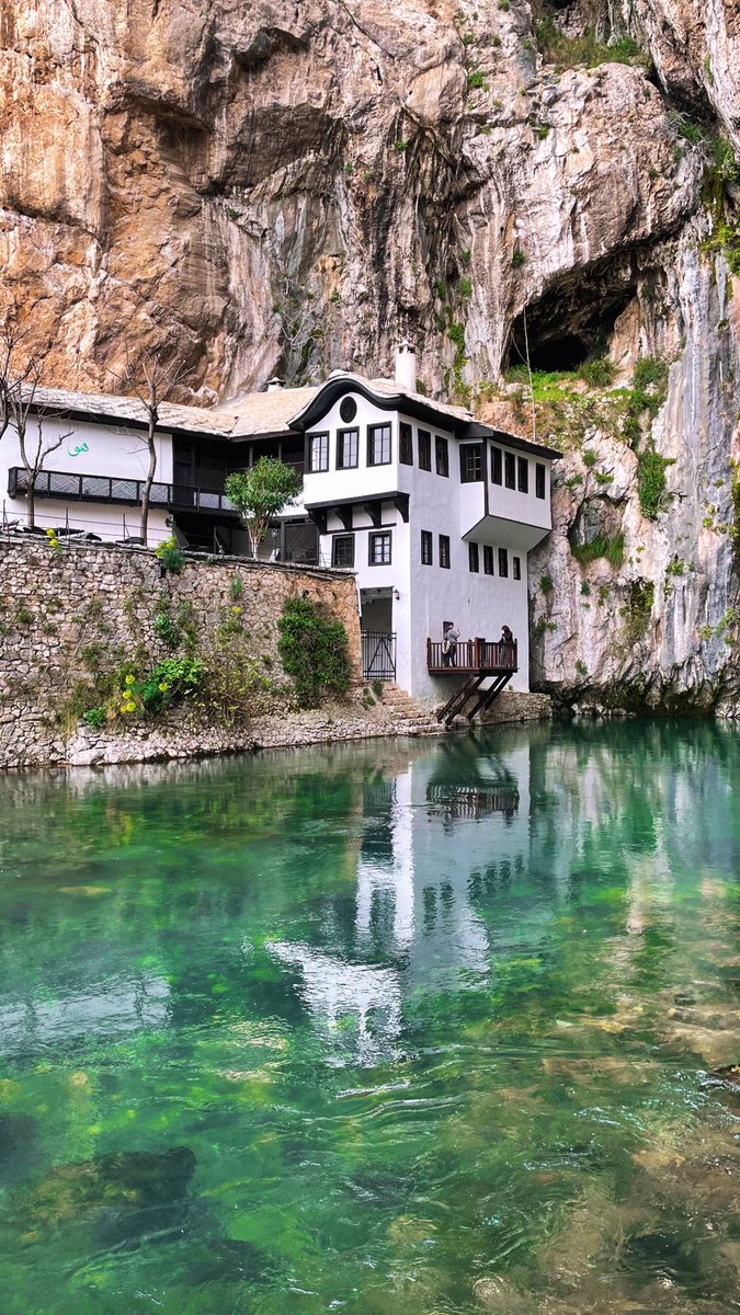 Arefe günü Blagaj Tekkesi ziyareti.
Hamd olsun. 🤍