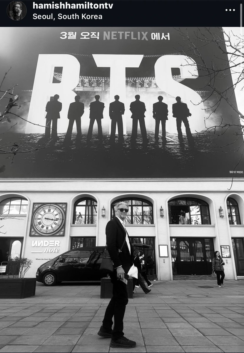 bee⁷ 🪭 is SWIMMING 🌊 tweet media