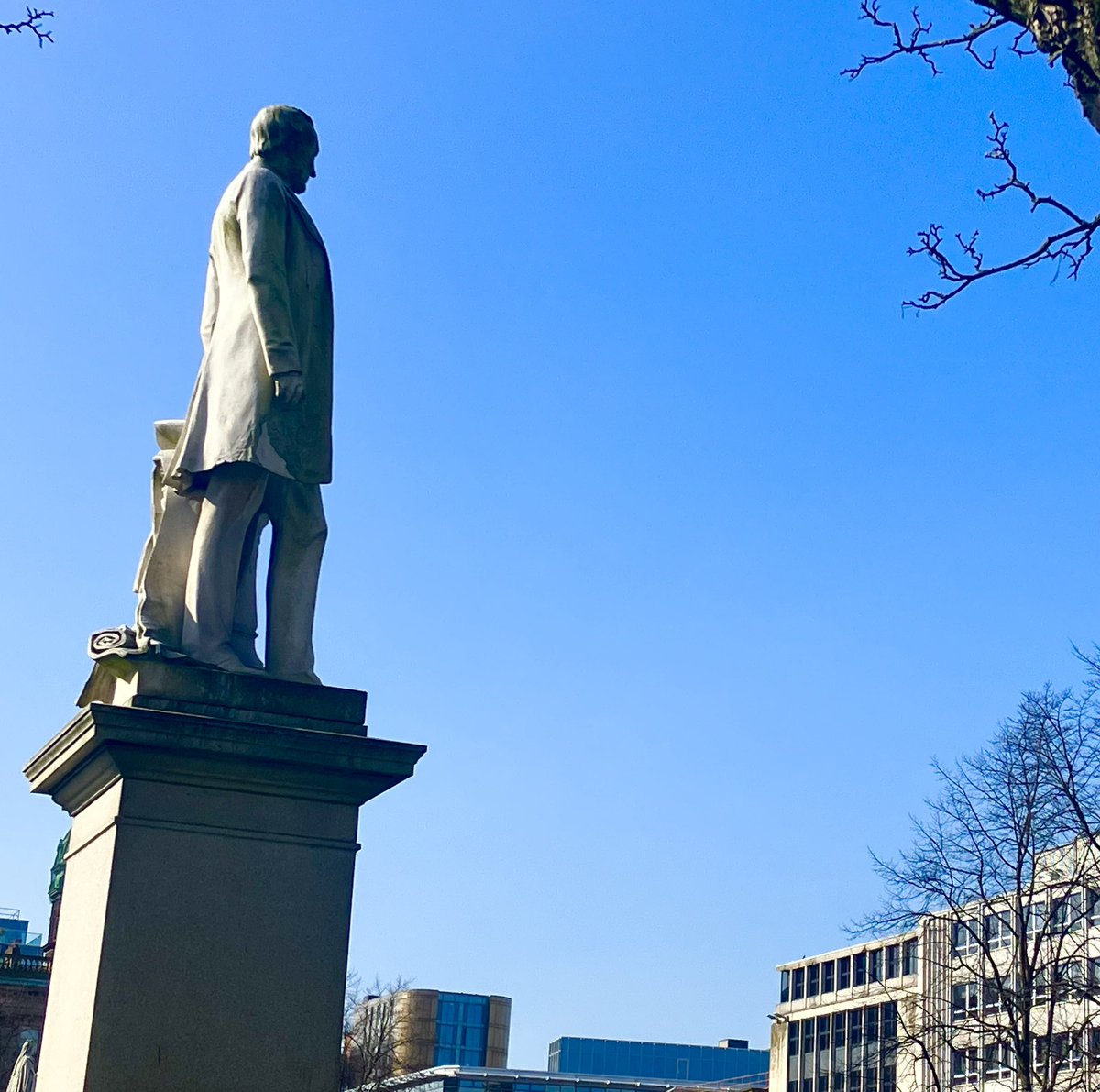 JPCampbellBiz tweet media