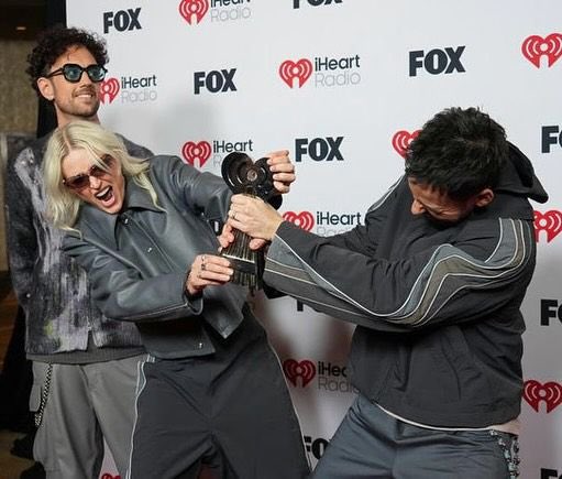 T🎶🎵 tweet media