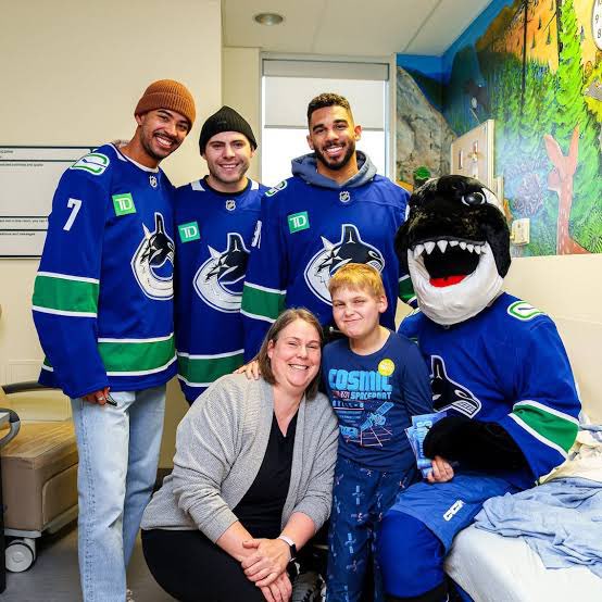 Joey Kenward tweet media