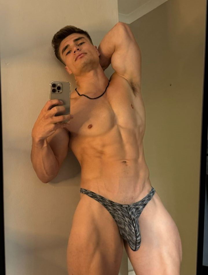 Dylan vip tweet media