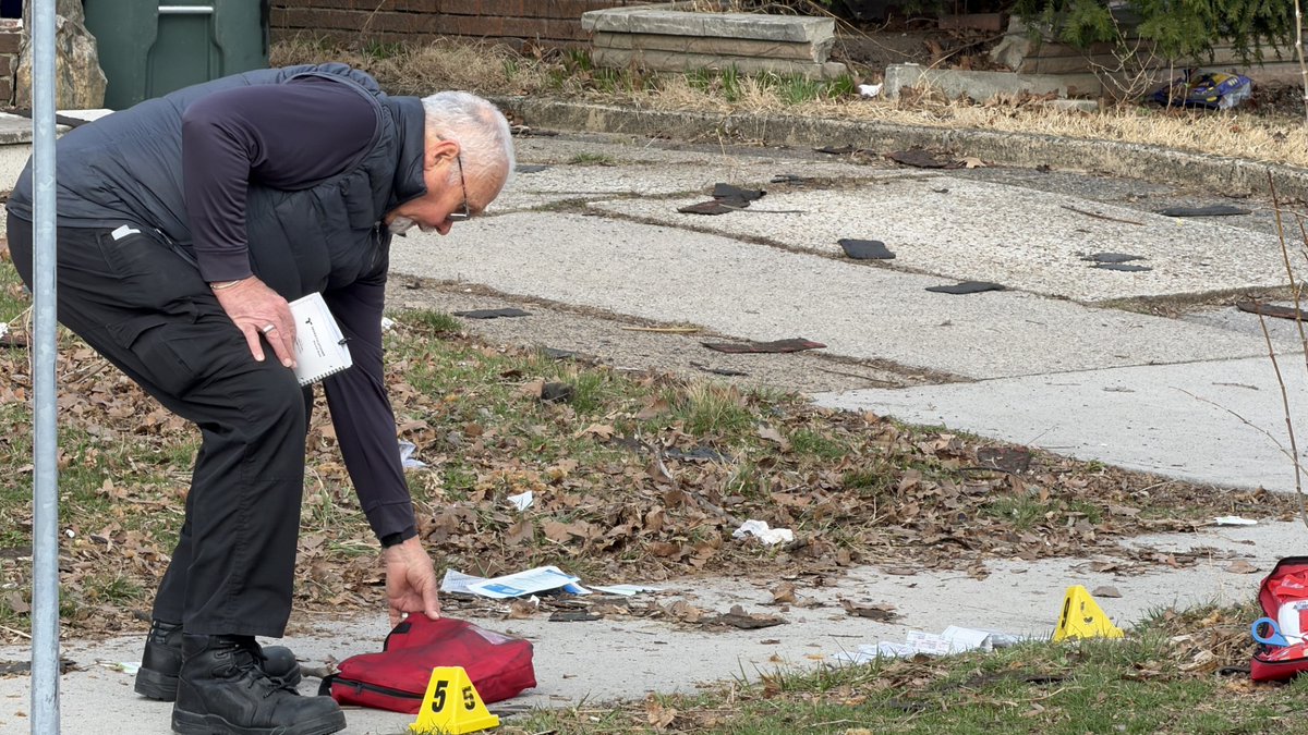 Rob Hindi tweet media