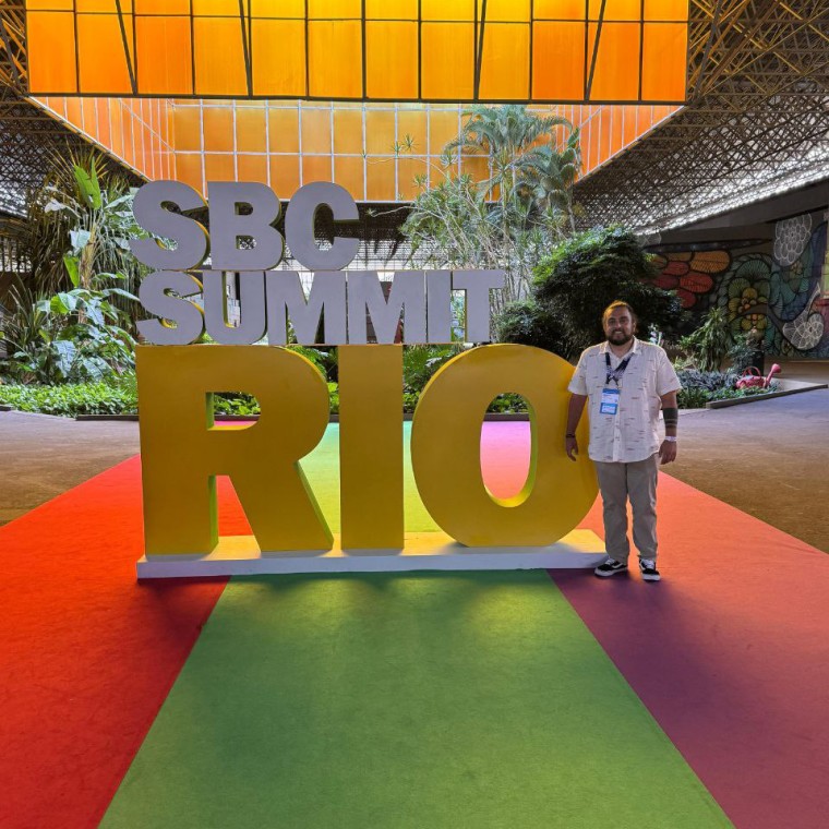 Soloazar  News tweet media