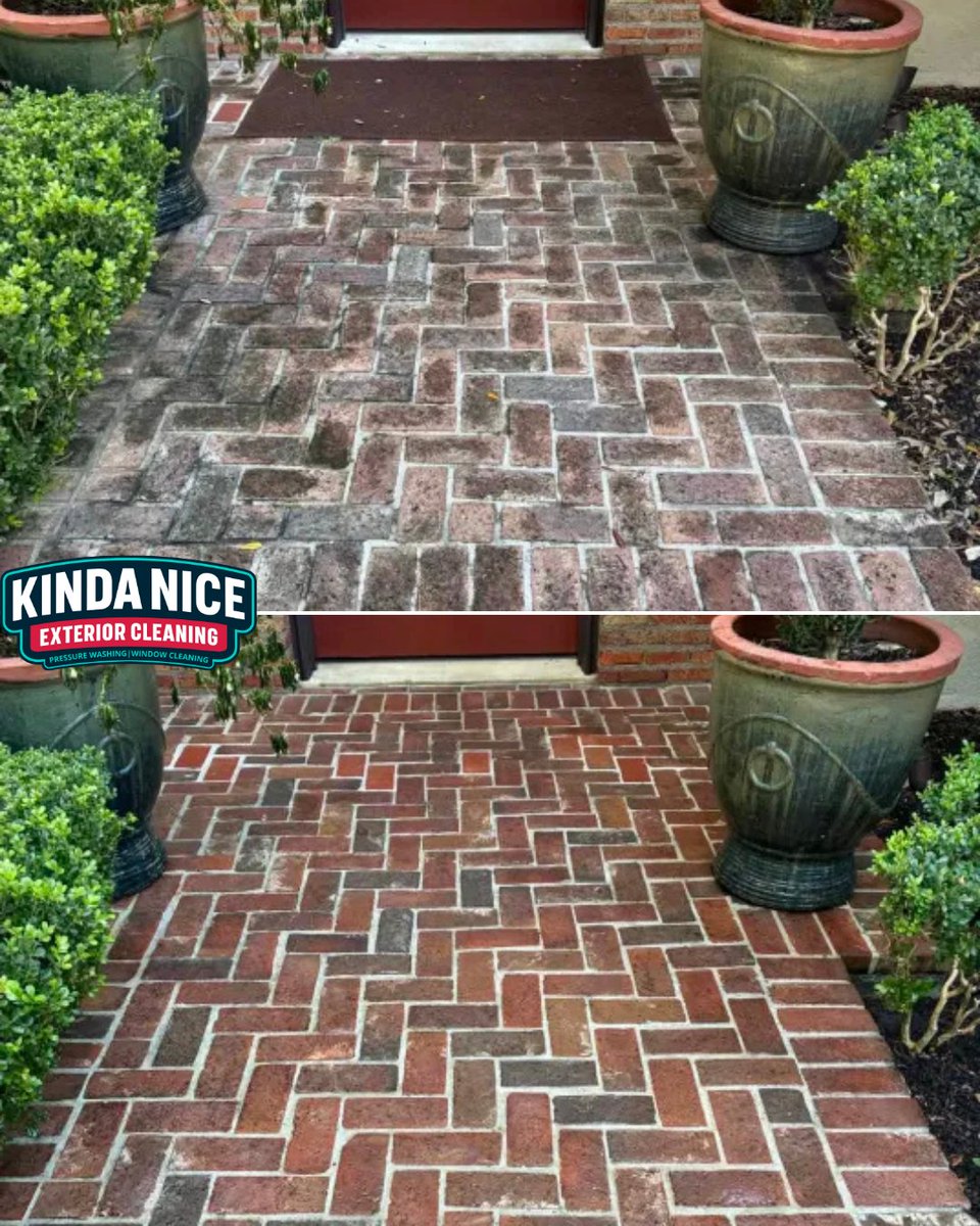 KNPWLLC's tweet photo. The results speak for themselves. 🗣️🧱

We took this walkway from "dingy" to "dazzling." Your home deserves to look its best!

Get your free estimate today. 👇 
https://t.co/ALIIF0SbYe

#PressureWashing #HomeImprovement #Clean https://t.co/ASn7r1dyfd