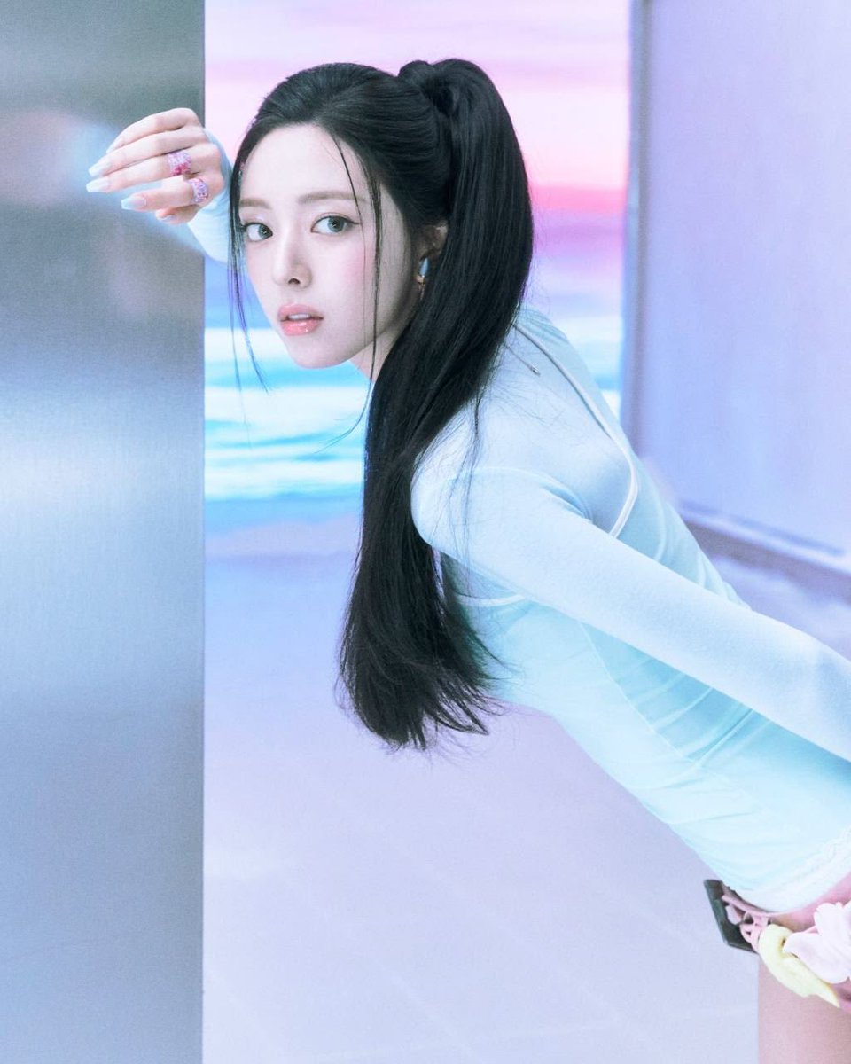 YUNA BASE tweet media