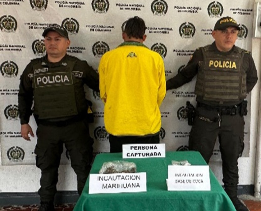 PoliciaDeCesar's tweet image. En #SanAlberto, se logró la captura en flagrancia de un hombre de 21 años, a quien se le halló marihuana y base de coca. Deberá responder por el delito de tráfico, fabricación o porte de estupefacientes. #CesarTerritorioSeguro