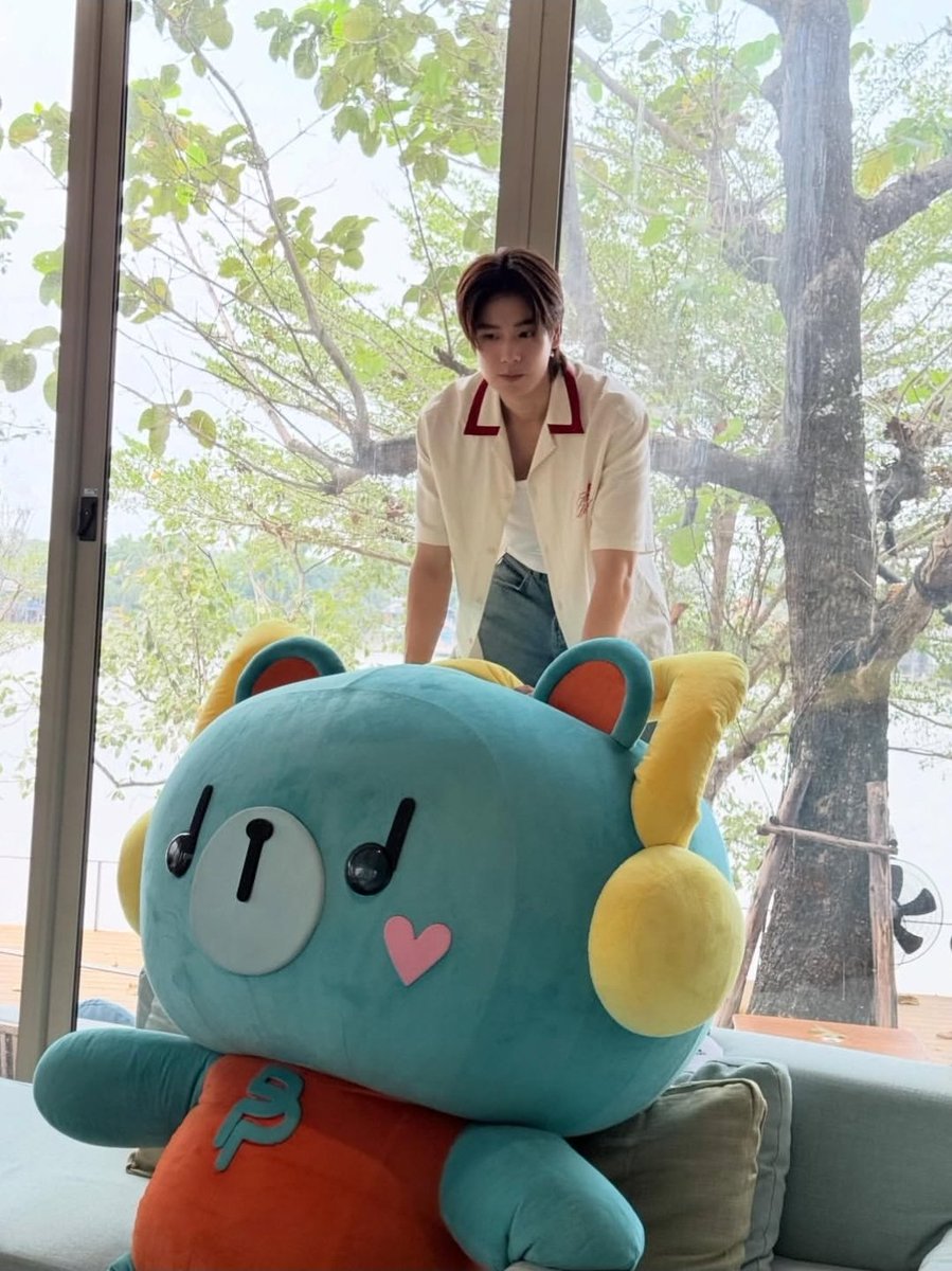 calv🌙 – kinda ia tweet media