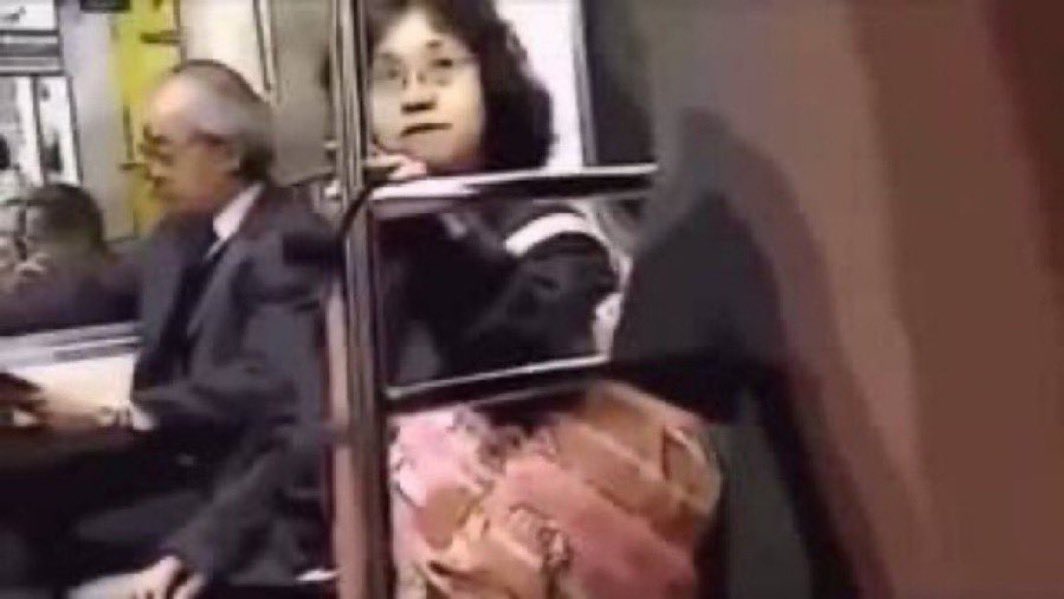 笑ったね？

..........................................！？

あんた、10年振りに笑ったね......(号泣)