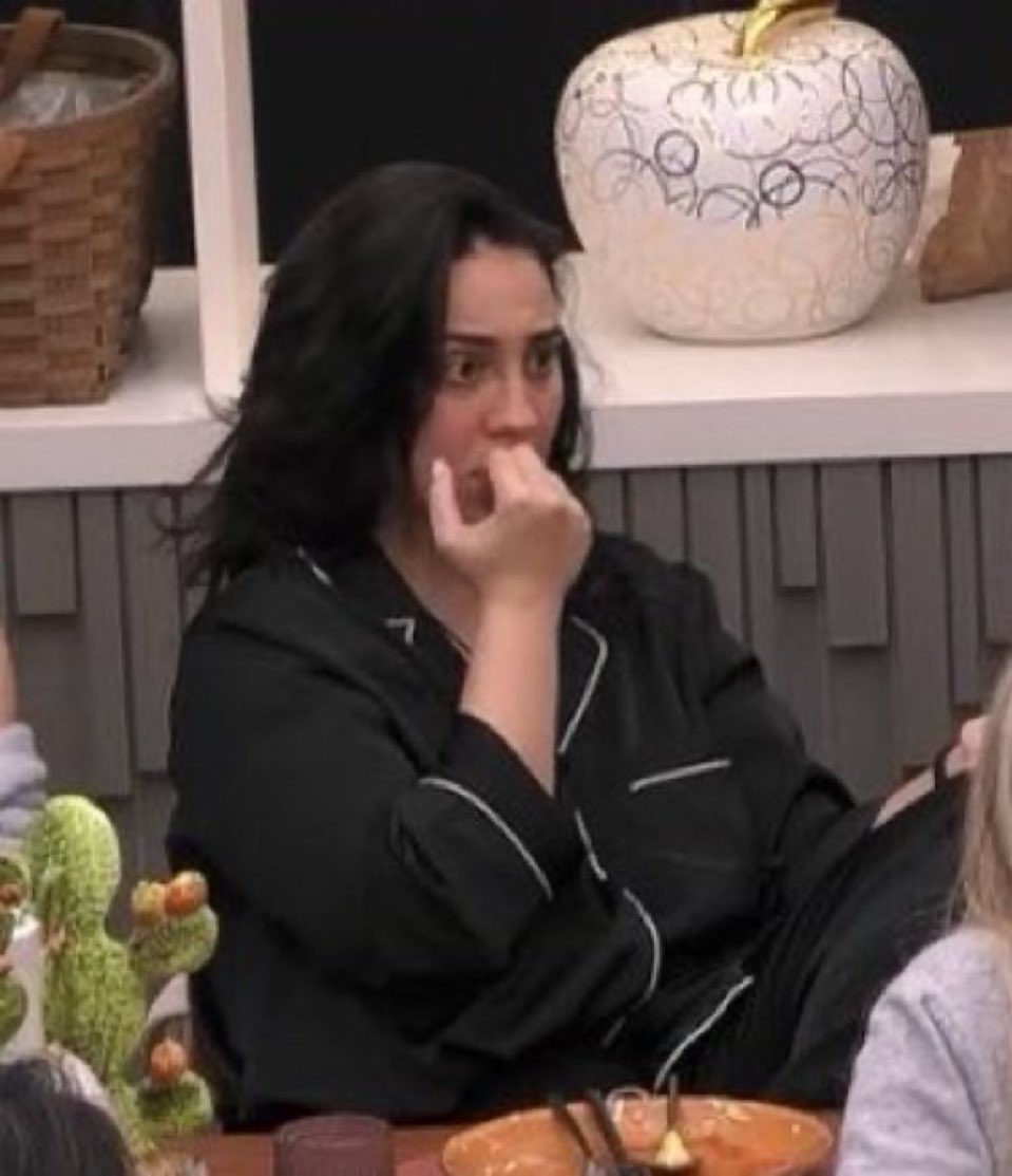 𝚏𝚛𝚊♡ tweet media