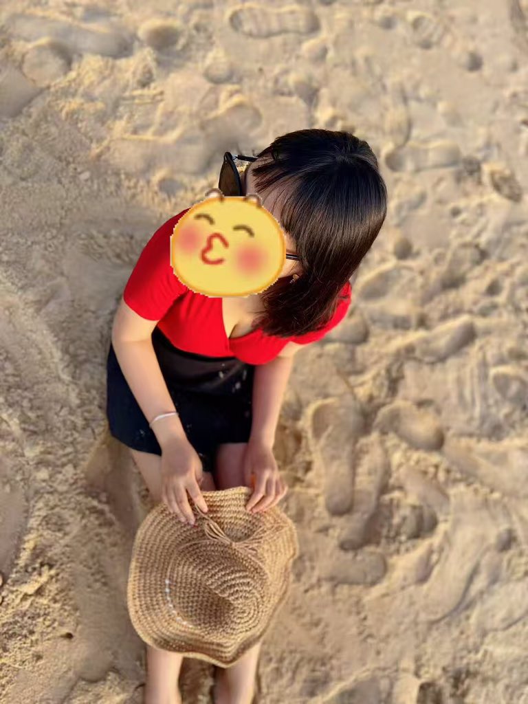xiaomai58's tweet photo. 女生档案
昵称:wk
坐标:成都
年龄:28
身高:162
体重:62
cup:b
职业:销售
擅长:～
性格:外向
喜欢的男孩子类型:对喜欢女孩子有掌控欲的，活好，老狼狗 https://t.co/fOA0KTI8y5