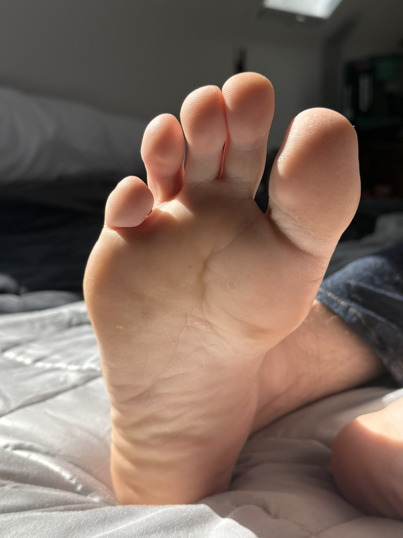 確認用(flashiest feet) HDx6cFlaYAAVLQH.jpg:large