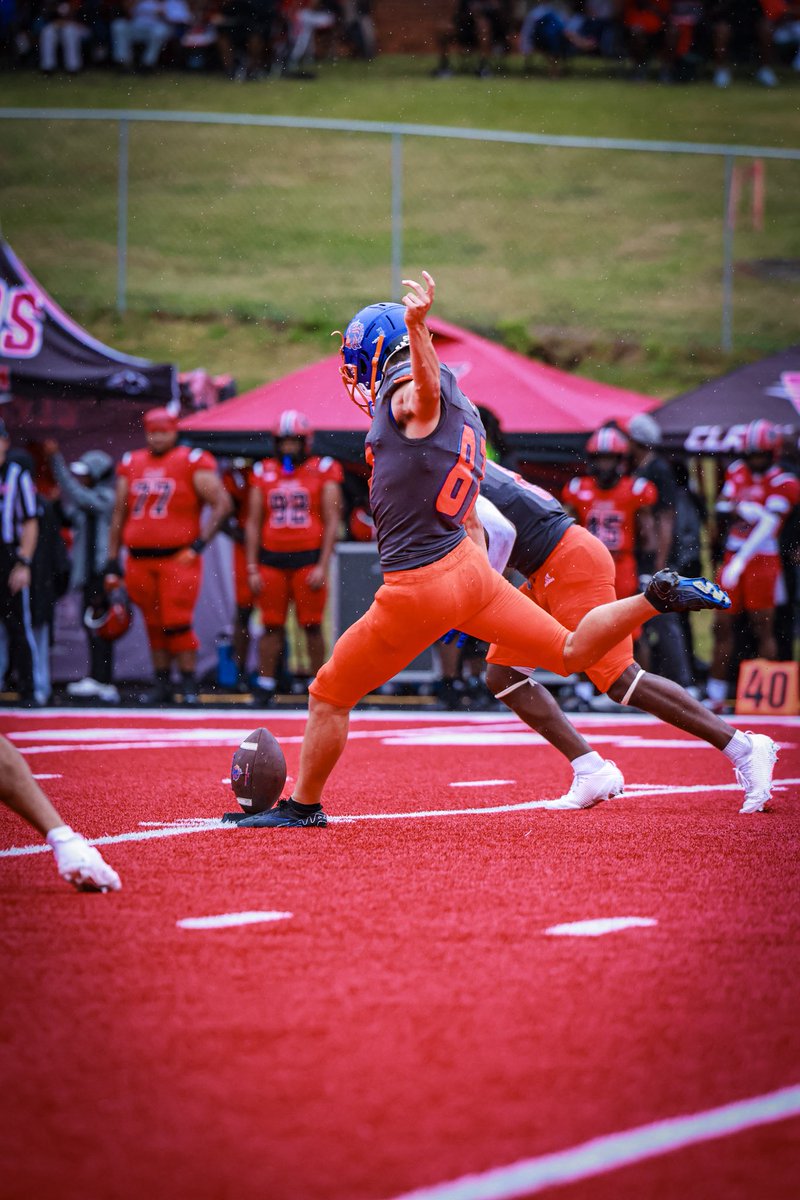 TE Coach Roy/Special Teams Coord./Graphic Designer tweet media