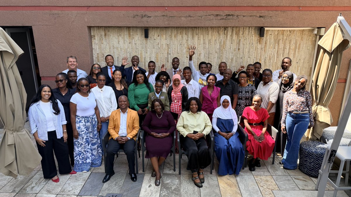 policy forum tweet media