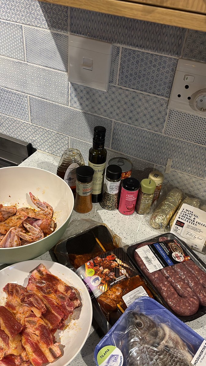 MaNgubo. tweet media