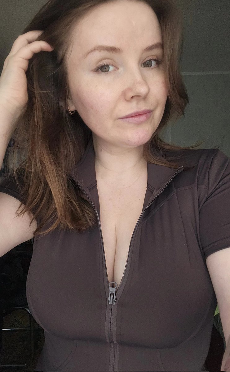 Колишня індичка🦃 tweet media